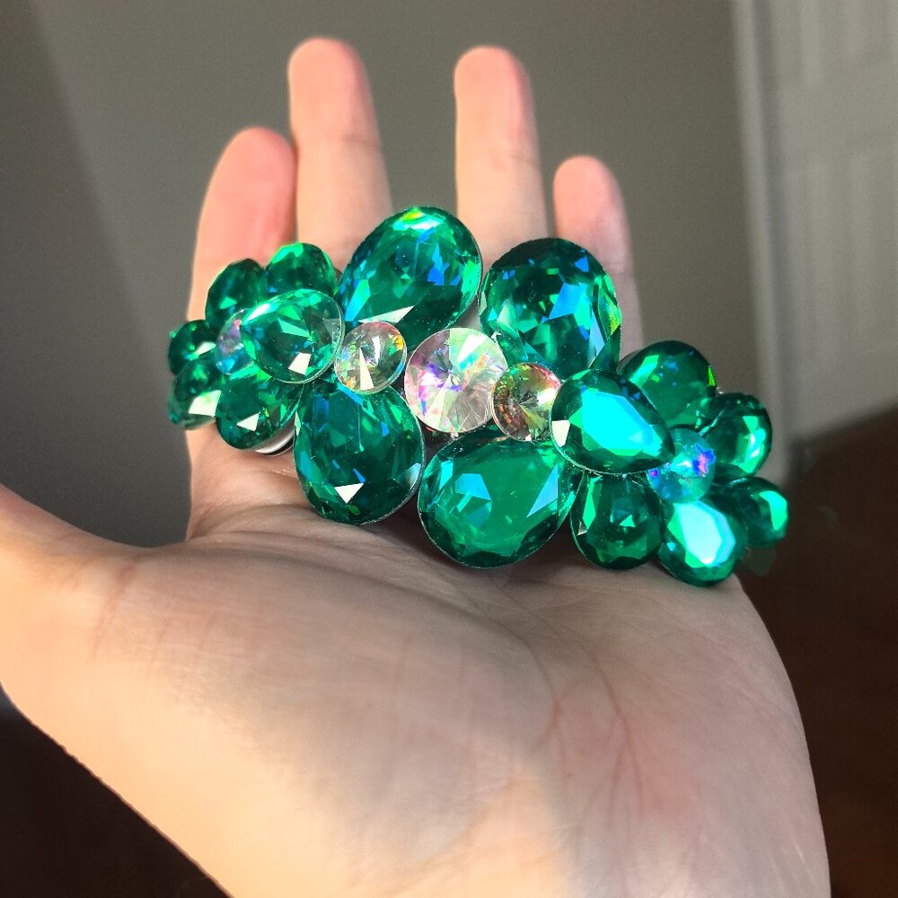 Crystal hair clips
